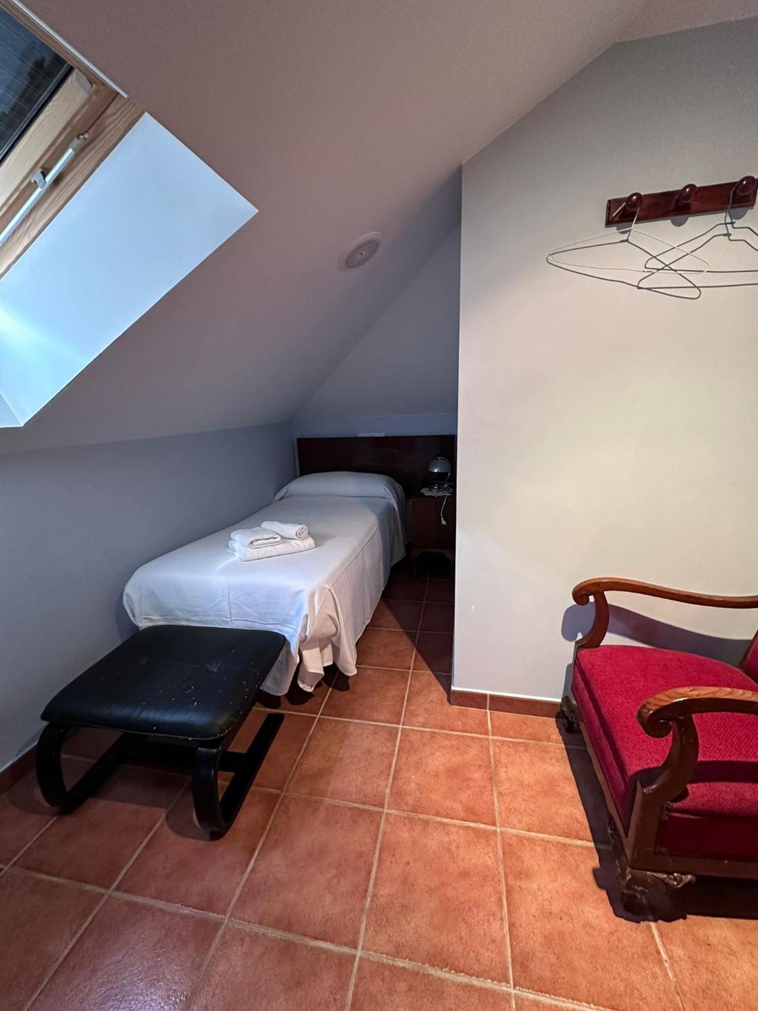 Os Peares Casa Alpargateiro 게스트하우스 외부 사진